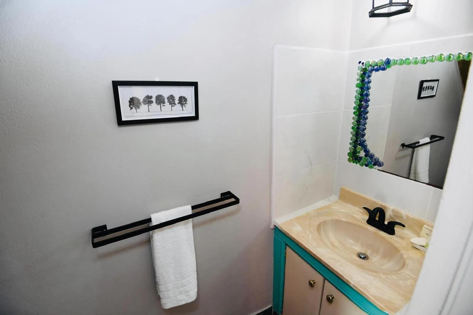 Spacious & Cozy 2 Bedrooms Townhouse In Gated Community, Excellent Location In Kgn8 펜션